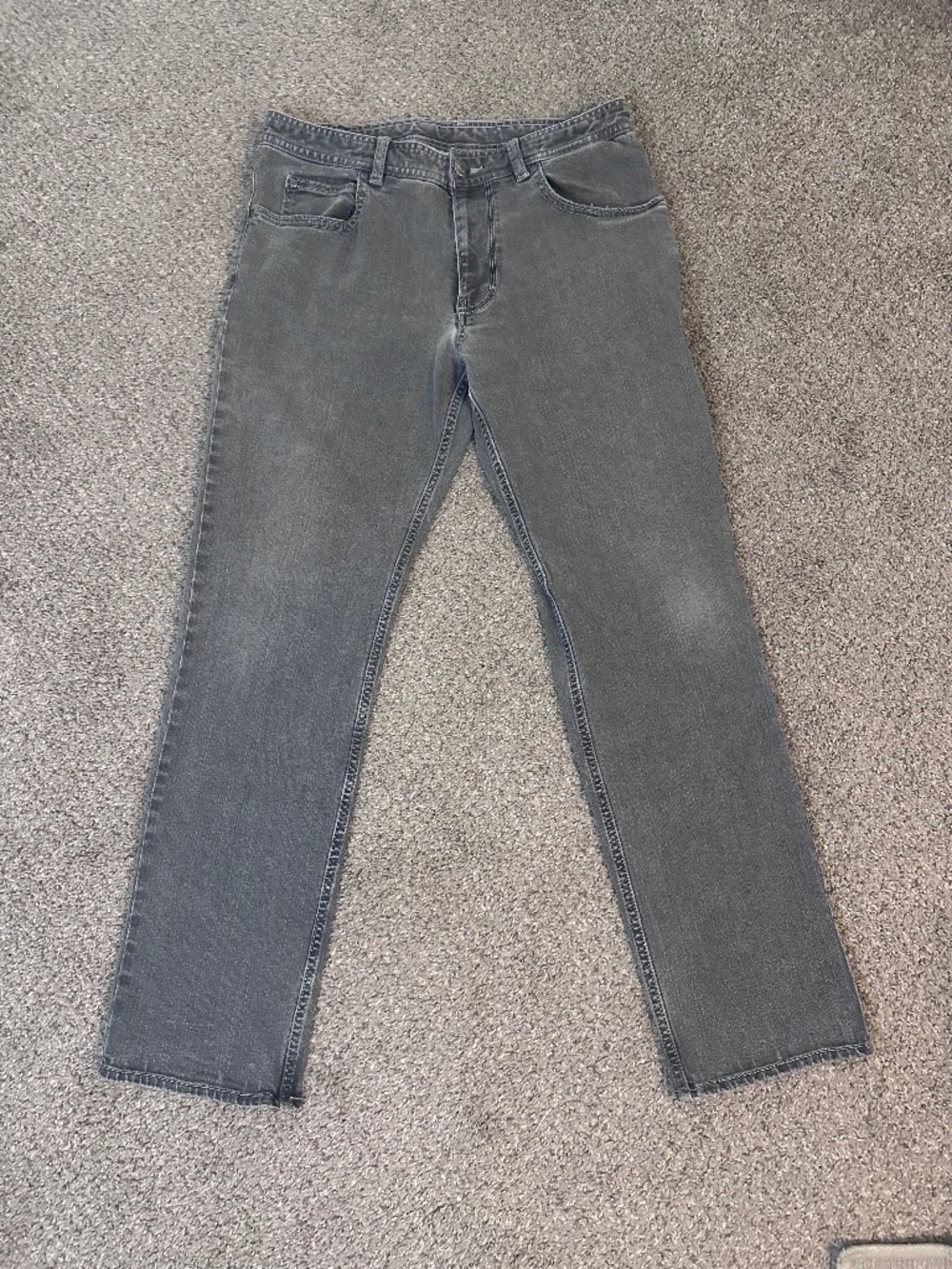 Mens Size 32 w 30 l Grey Columbia Omni Shelf Jeans